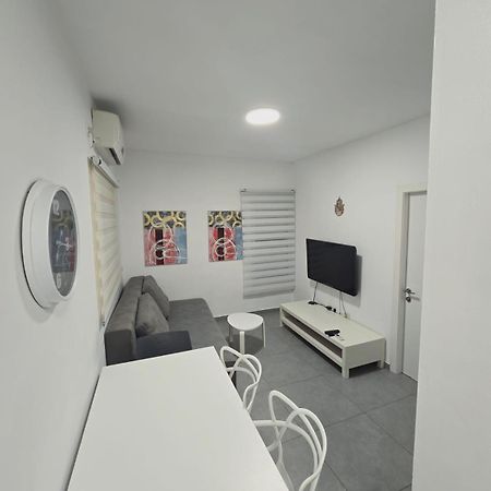 Gk Apartment Harmony 바트얌 외부 사진